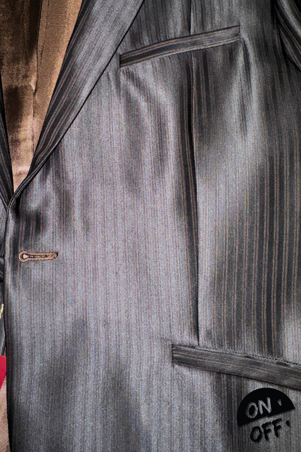 D'Gala Traje de Ceremonia 50 — detalle 3